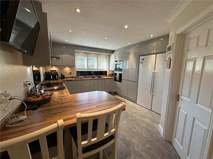 3 Bedroom Bungalow For Sale In Jaywick Lane, Clacton-on-Sea, Essex, CO15