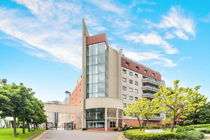2 Bedroom Flat To Rent In Wards Wharf Approach, London, E16