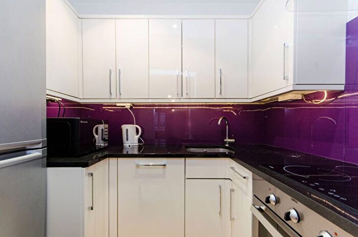 2 Bedroom Flat To Rent In Cromwell Road, South Kensington, London, SW7