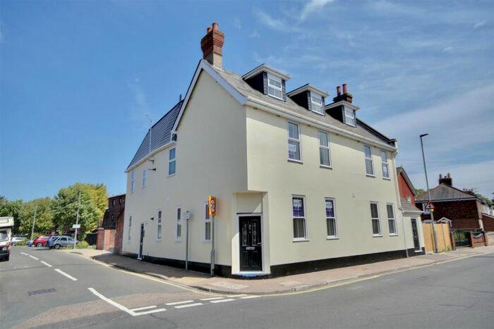 1 Bedroom Flat To Rent In St. Marys Road, Portsmouth, PO1