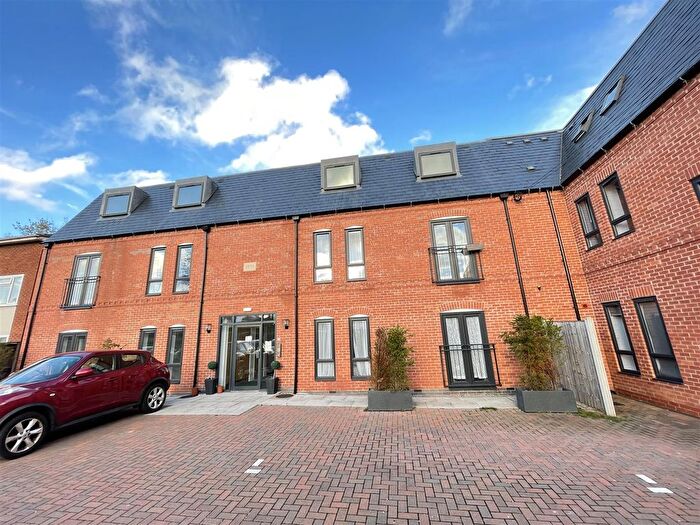 2 Bedroom Flat To Rent In William Street, Loughborough, LE11