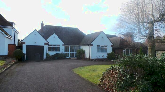 3 Bedroom Bungalow To Rent In Walsall Road, Sutton Coldfield, West Midlands, B74