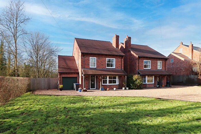 4 Bedroom Detached House For Sale In The Ashes, Haseley Knob, Warwick, CV35