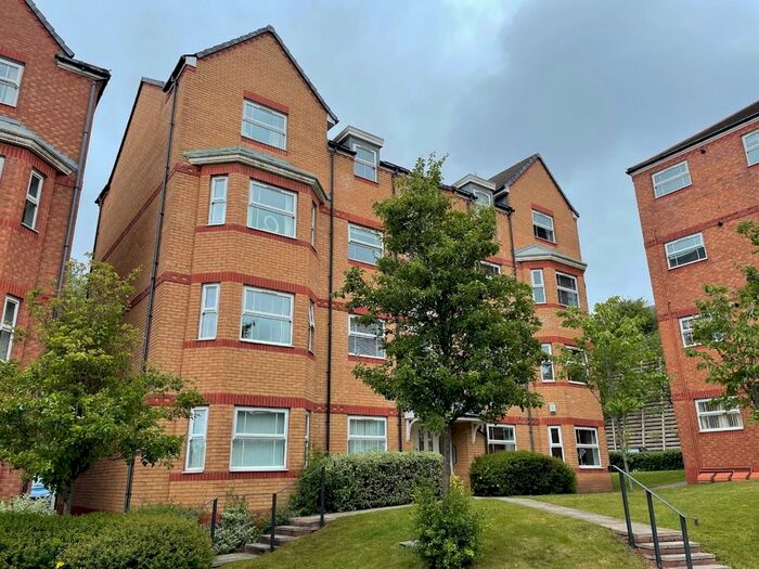 2 Bedroom Flat To Rent In Goodrich Mews, Dudley, DY3