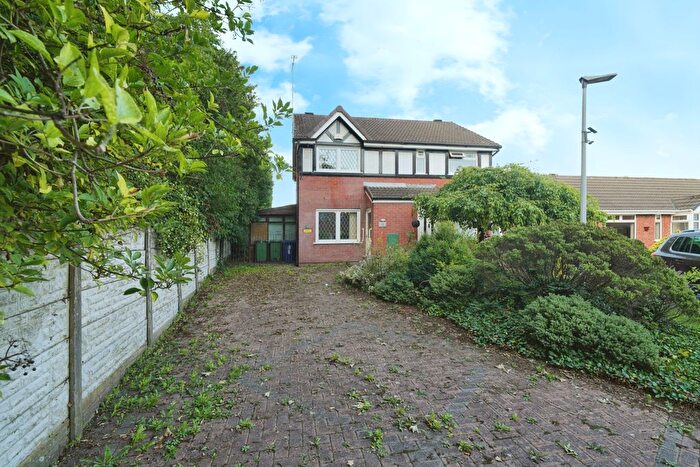 2 Bedroom Semi-Detached House For Sale In Belldean, Wigan, WN2