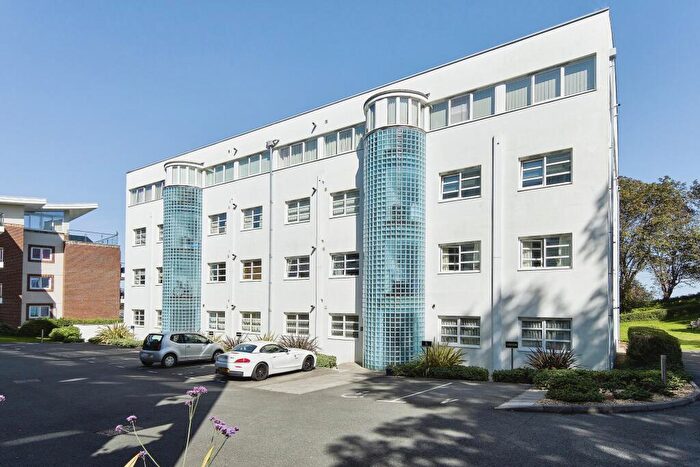 2 Bedroom Apartment To Rent In Luccombe Road, Shanklin, PO37