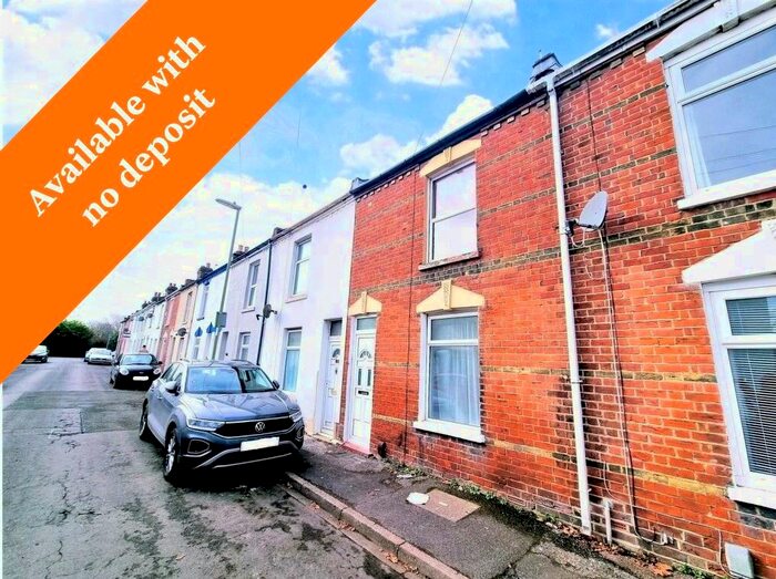 2 Bedroom Terraced House To Rent In Russell Street, Gosport, PO12