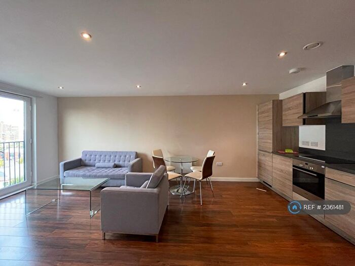 2 Bedroom Flat To Rent In Block C Alto, Salford, M3