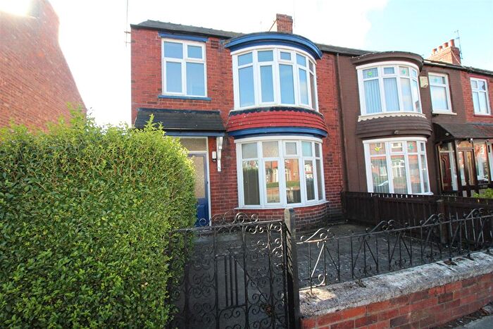 3 Bedroom End Of Terrace House To Rent In Devonshire Road, Middlesbrough, TS5