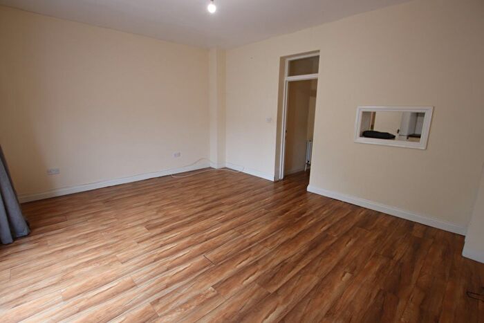 4 Bedroom Terraced House To Rent In London, SE6