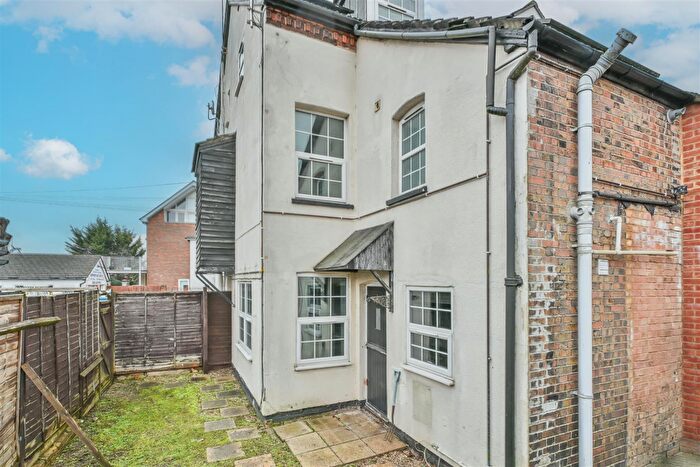 2 Bedroom House For Sale In Ongar Road, Brentwood, CM15