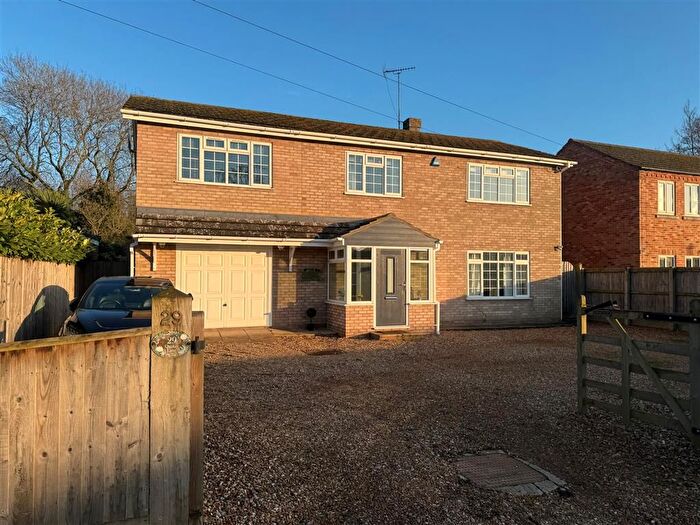 4 Bedroom Detached House To Rent In Quaker Lane, Wisbech, PE13