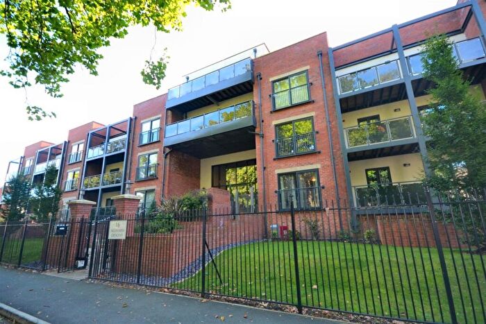 2 Bedroom Apartment To Rent In Highmarsh Crescent, West Didsbury, M20