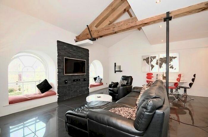 3 Bedroom Flat To Rent In Royal Drive, London, N11