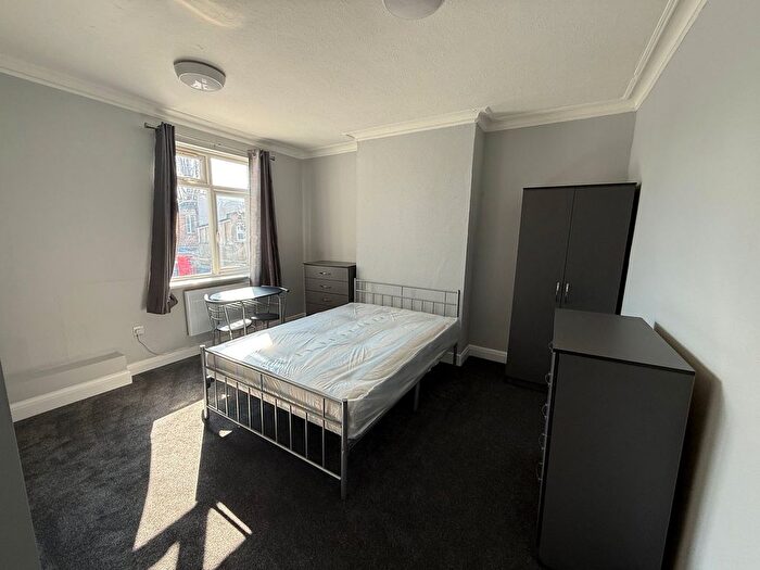 1 Bedroom Property To Rent In East Lane, North Wembley, HA0