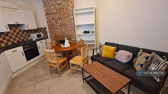 2 Bedroom Flat To Rent In Levita House, Euston Station, London, NW1