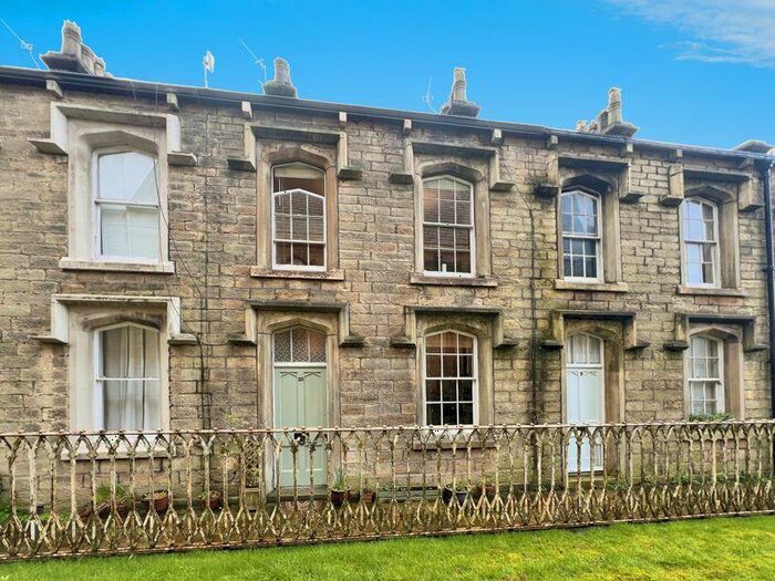 2 Bedroom Property To Rent In St. Pauls Place, Hallliwell, Bolton, BL1