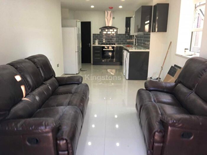 6 Bedroom Terraced House To Rent In Treherbert Street, Cathays, Cardiff, CF24