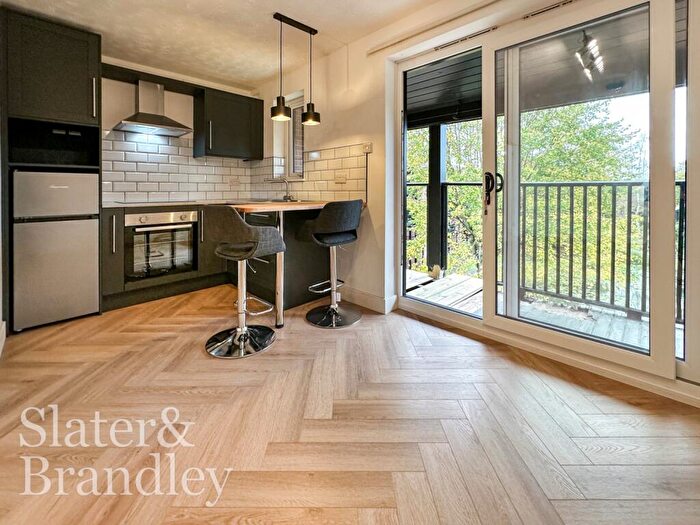 Studio To Rent In Alderney Street, Nottingham, Nottinghamshire, NG7