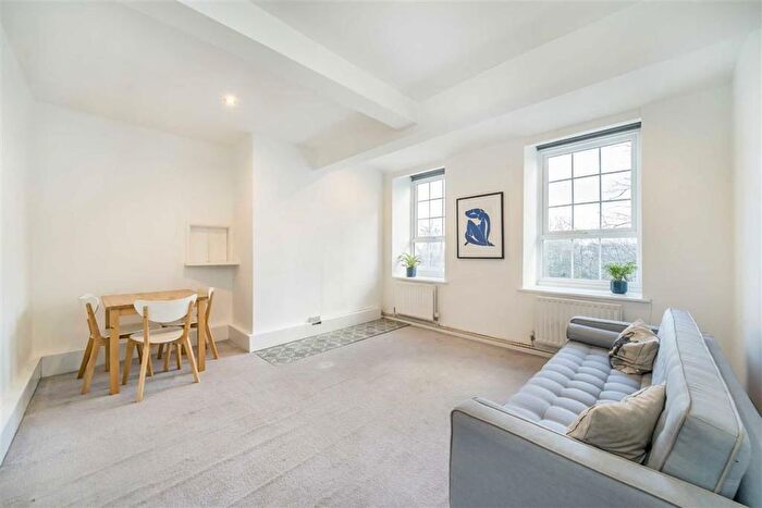 1 Bedroom Flat For Sale In Brixton Hill, Brixton Hill, SW2