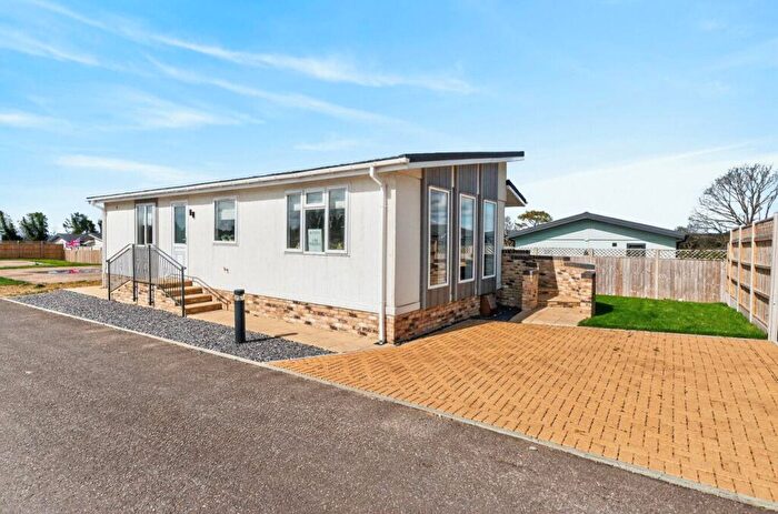 2 Bedroom Park Home For Sale In Avanti, Mulberry Court, Picket Piece, Andover, SP11