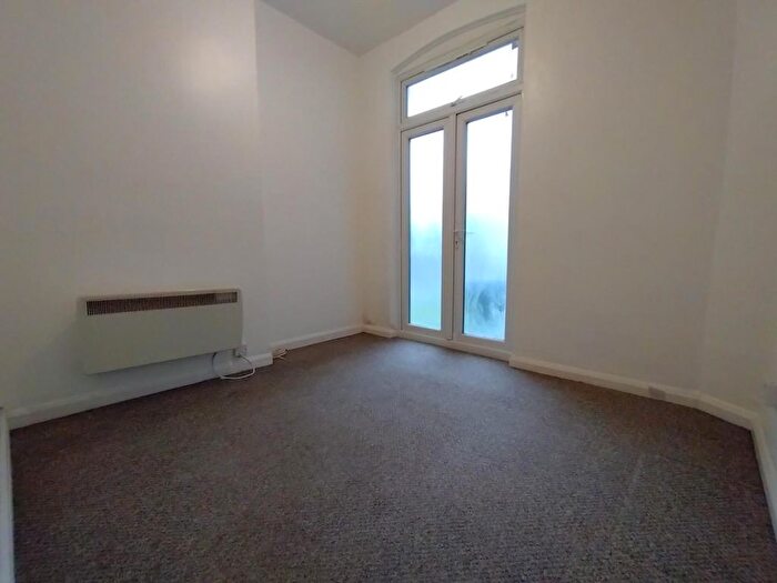 1 Bedroom Flat To Rent In Broad Road, Acocks Green, Birmingham, B27