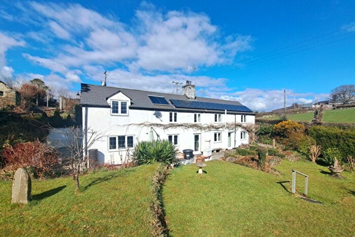 4 Bedroom Cottage For Sale In Liskeard Road, Callington, Cornwall, PL17