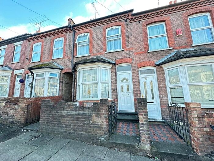 2 Bedroom Terraced House To Rent In Spencer Road, Luton, Bedfordshire, LU3