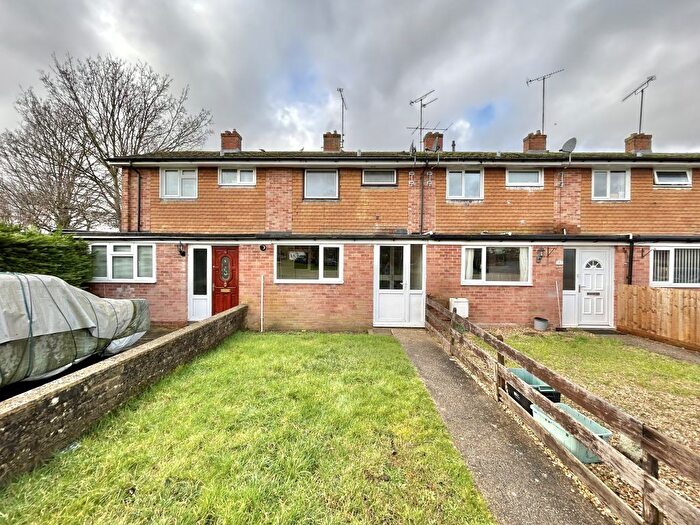 3 Bedroom Terraced House For Sale In Balmoral Road, Yeovil, Somerset, BA21