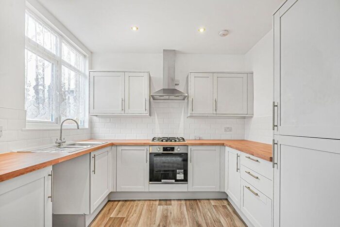 3 Bedroom Semi-Detached House To Rent In Oakhurst Road, Near Prittlewell Station, SS2