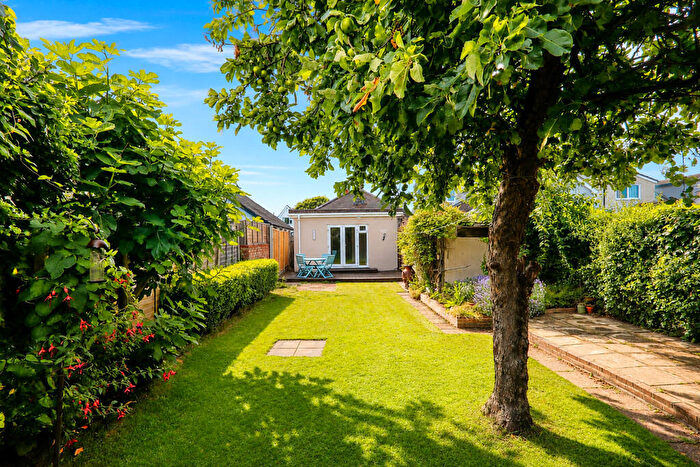 2 Bedroom Detached Bungalow For Sale In Strangman Avenue, Thunderlsey, SS7