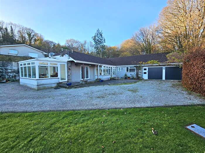 4 Bedroom Detached Bungalow For Sale In Chapel Street, Gunnislake, PL18