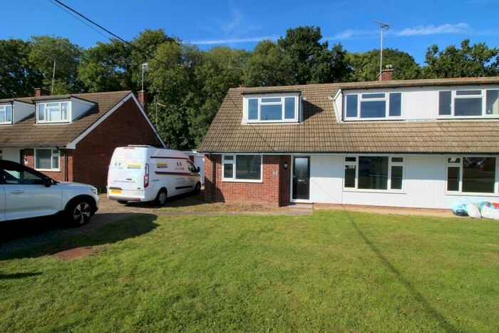 3 Bedroom Semi-Detached House To Rent In Grove Lea, Ulting, CM9