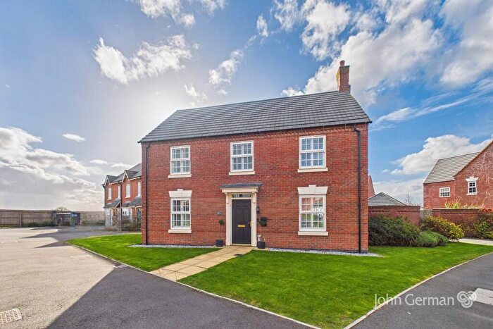 4 Bedroom Detached House For Sale In Chestnut Close, Burton-on-Trent, DE14