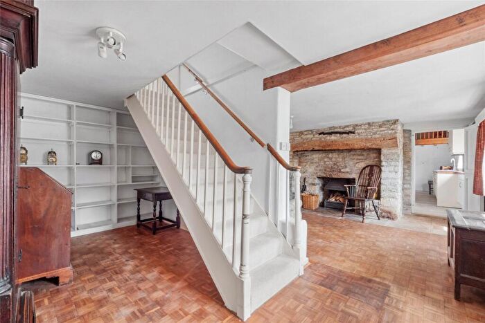 4 Bedroom Detached House For Sale In Corfe Castle, Wareham, Dorset, BH20 - Photo 5
