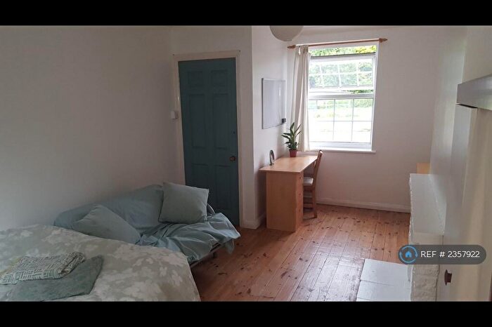 5 Bedroom Semi-Detached House To Rent In Barcombe Road, Brighton, BN1