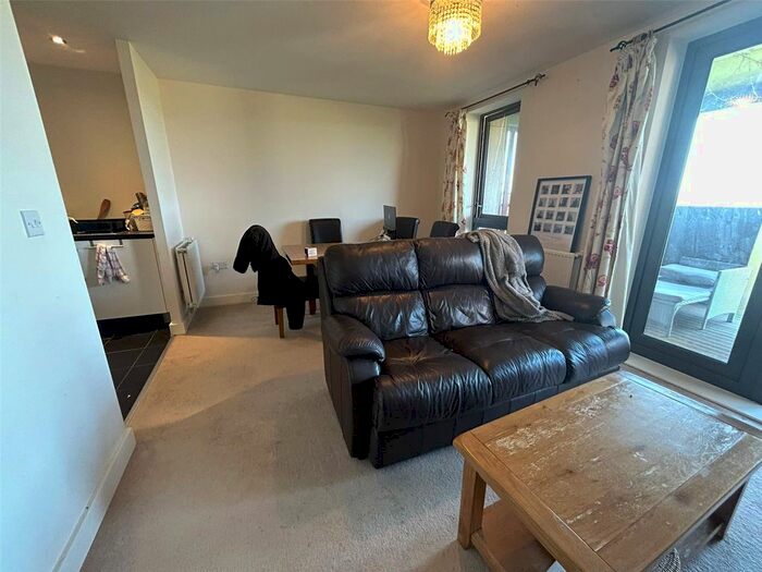 2 Bedroom Flat To Rent In Theodor Court, Colindale, NW9