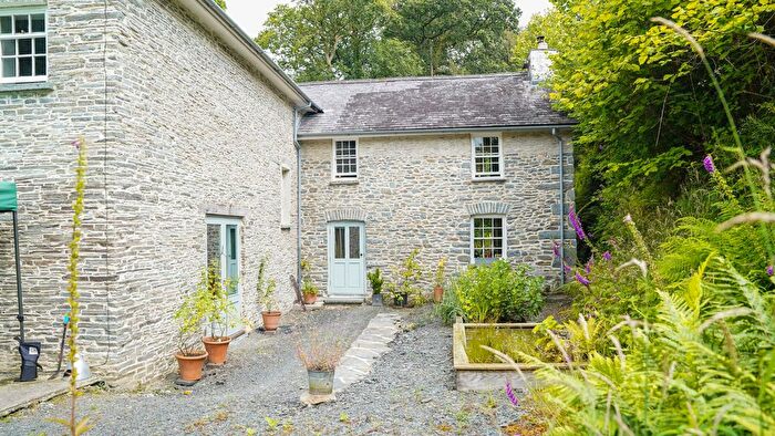 3 Bedroom Detached House For Sale In Llwynygroes, Tregaron, SY25