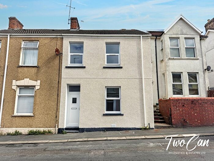 3 Bedroom End Of Terrace House For Sale In Dillwyn Street, Llanelli, SA15