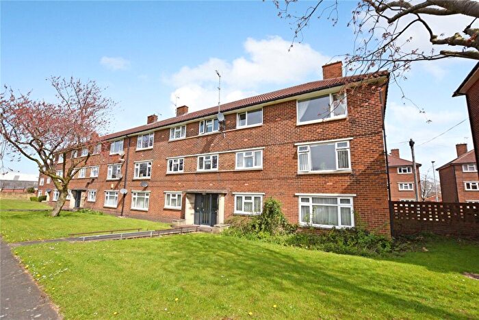 2 Bedroom Apartment To Rent In Elmfield Court, Morley, Leeds, West Yorkshire, LS27