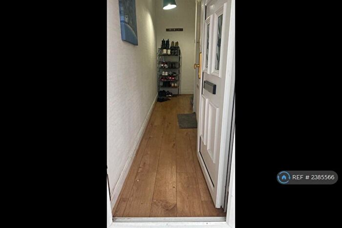 3 Bedroom Terraced House To Rent In Lawford Gardens, Dartford, DA1