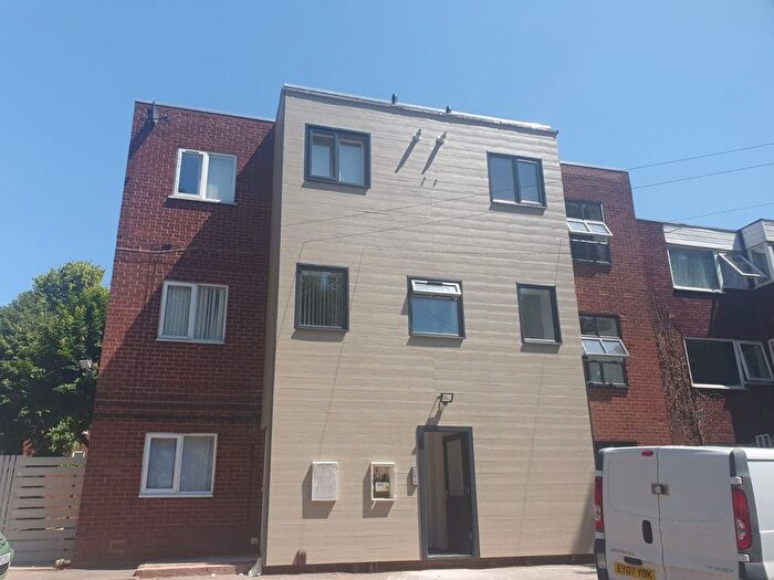 2 Bedroom Flat To Rent In Wheelwright Road, Lingfield Court, B24