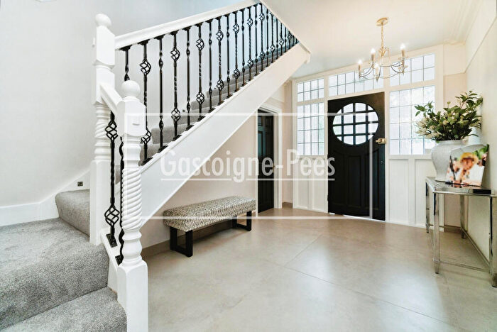 4 Bedroom House To Rent In Banstead, SM7