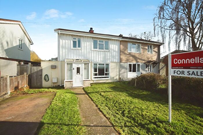 3 Bedroom Semi Detached House For Sale In Quantock Road, Taunton, TA2