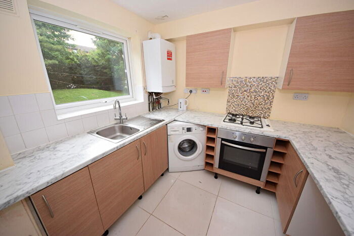 1 Bedroom Maisonette To Rent In Blackhorse Road, E17