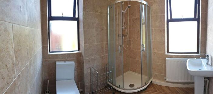 10 Bedroom Semi-Detached House To Rent In Parsonage Road, Manchester, M20