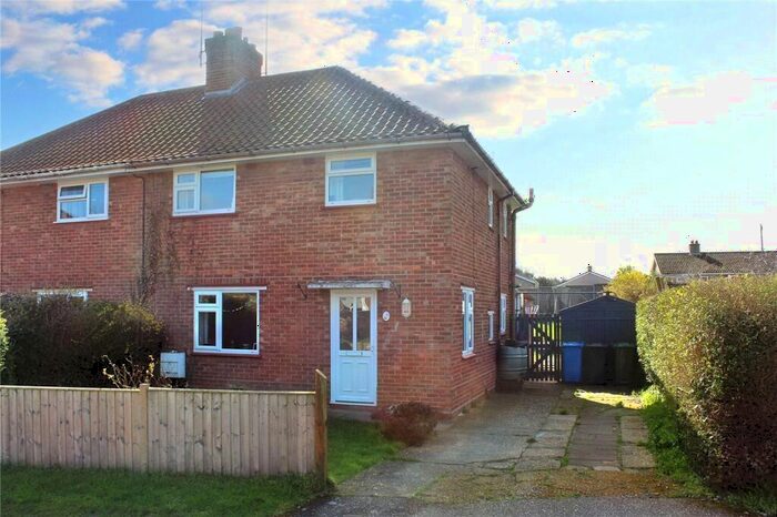 3 Bedroom Semi-Detached House To Rent In Pleasant Place, Beccles, Suffolk, NR34