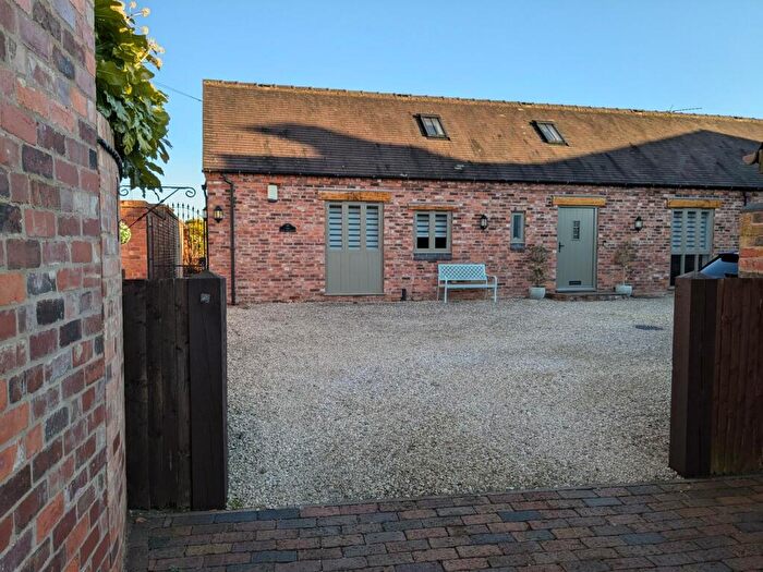 5 Bedroom Barn Conversion For Sale In Piddocks Road, Stanton, Stanton, Burton-On-Trent, DE15