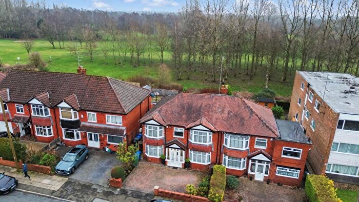 4 Bedroom Semi Detached House For Sale In Park Lane, Whitefield, M45