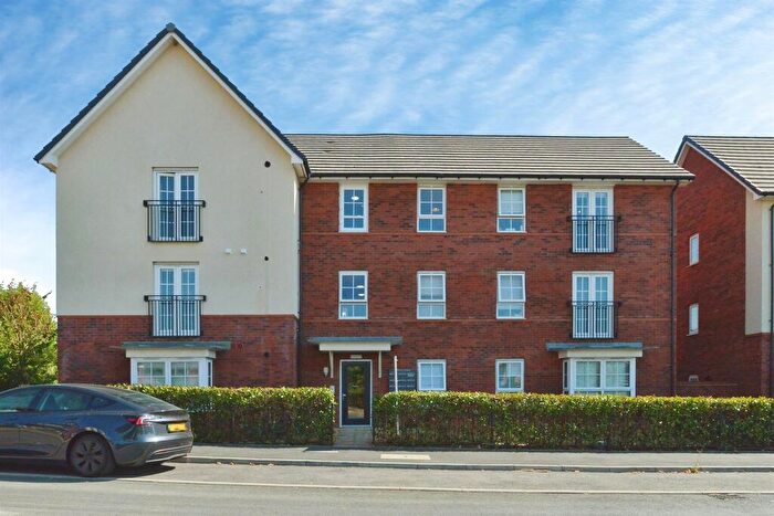 2 Bedroom Flat For Sale In Cicero Crescent, Fairfields, Milton Keynes, MK11